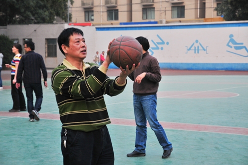 趣味运动会书写科工教师幸福篇章