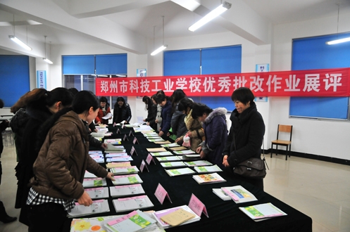 让“批红”成为学生作业本上一道靓丽的风景